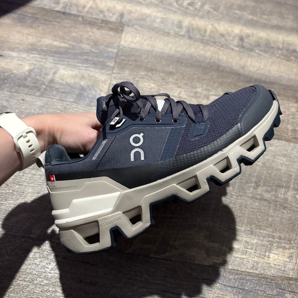 On Cloudwander Waterproof Sneakers Navy & Desert Colorway Women's Size 6 - Picture 9 of 10